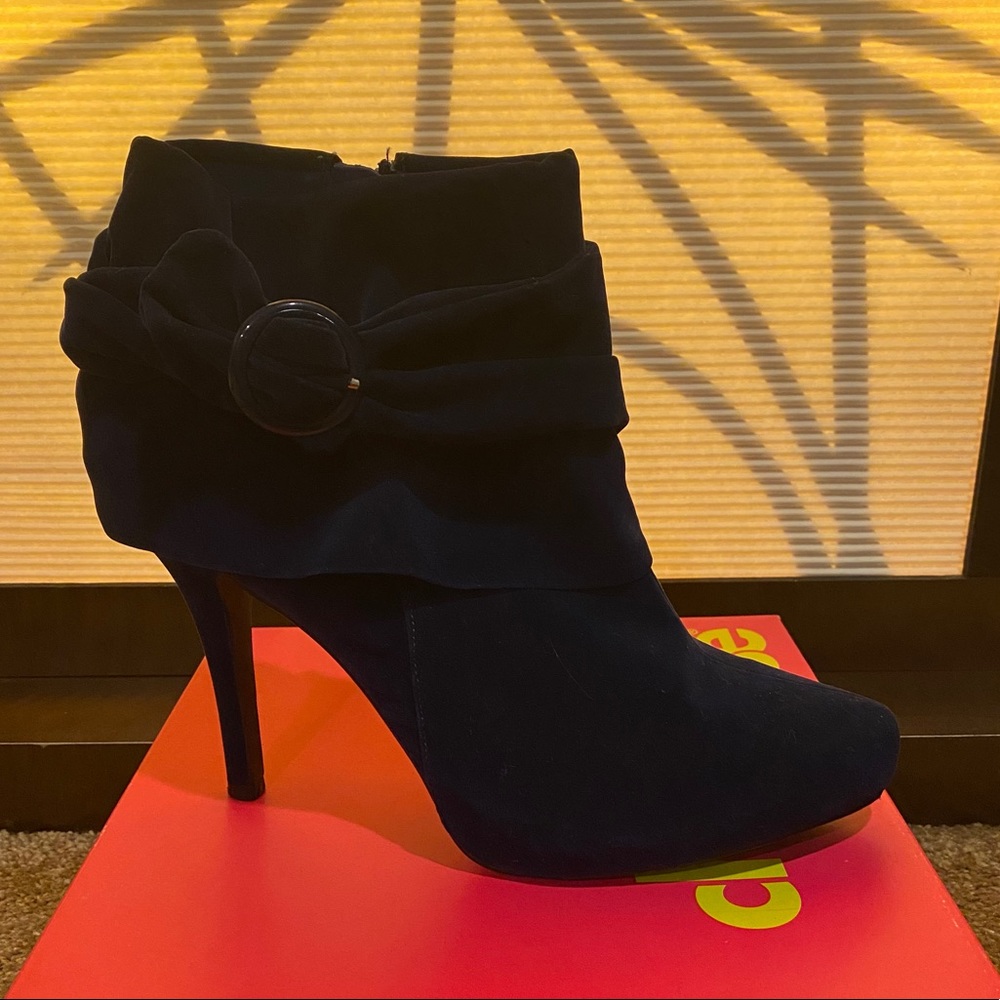 Royal velvet booties - used
